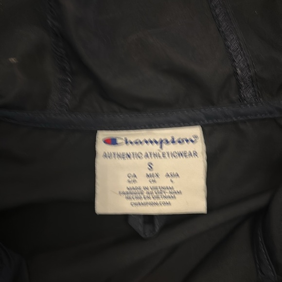 Notre Dame Men’s Windbreaker - Size Small - Picture 3 of 5